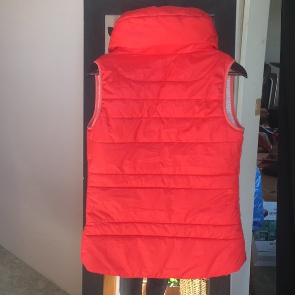 Helly Hansen vest - Picture 8 of 11